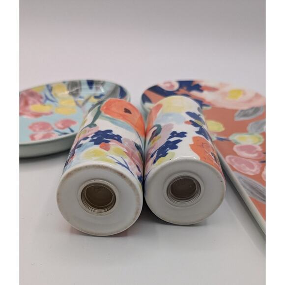 Anthropologie Remi Floral Salt/Pepper Shakers w/Tray and Spoon Rest. Set of 4. - Picture 9 of 10